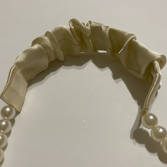 Flower headband - Picture 5 of 6